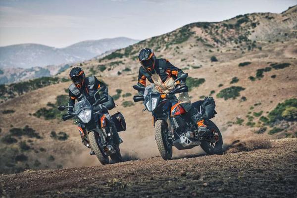 KTM 390 Adventure 2022 ra mắt, bổ sung màu sơn mới và nâng cấp công nghệ điện tử