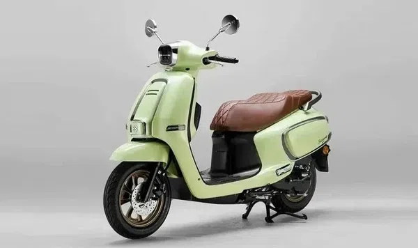 Ra mắt xe ga Suzuki US125 cạnh tranh Vespa