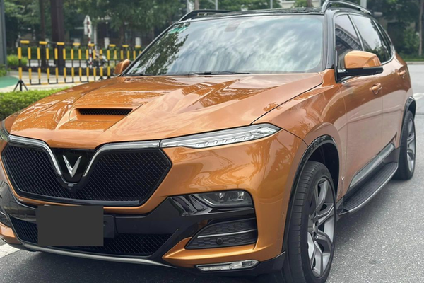 VinFast President cũ mất giá gần 2/3 chỉ sau 2 năm