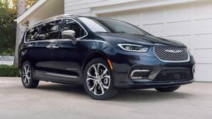 Chiếc Chrysler Pacifica 2021 thuộc dòng minivan hiện đã cán mốc 55.000 USD!