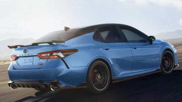 Toyota Camry 2022 bổ sung phiên bản Nightsade mới