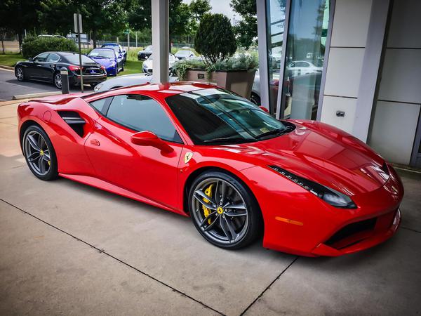 24 chiếc siêu xe Ferrari bị triệu hồi tại Việt Nam do lỗi túi khí Takata