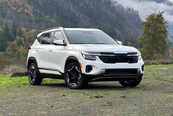 Ra mắt Kia Seltos 2025 giá 600 triệu đồng sẽ có hybrid