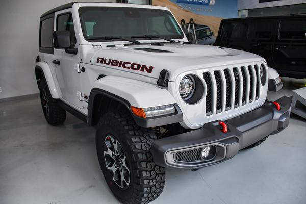 Khám phá Jeep Wrangler Rubicon 2 cửa giá gần 3,7 tỷ đồng tại Việt Nam