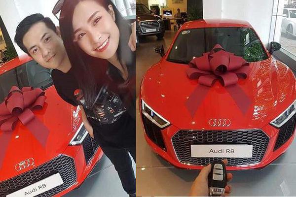 Đông Nhi và Ông Cao Thắng bên cạnh siêu xe Audi R8 V10 Plus hàng chục tỷ đồng
