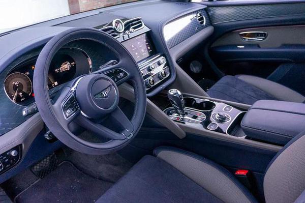 Top 10 SUV có nội thất đẹp nhất năm 2022, Bentley Bentayga S đứng đầu bảng