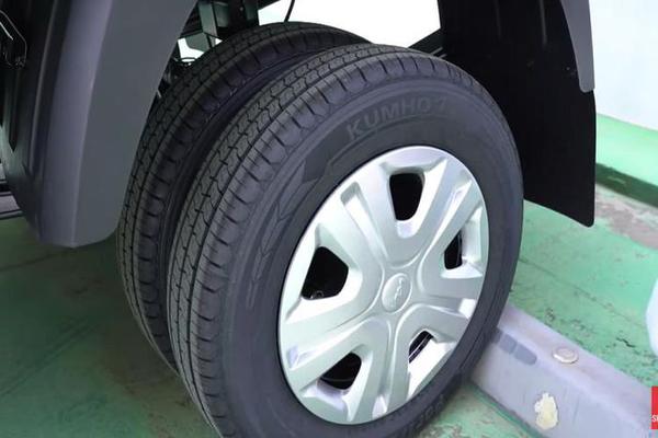 Xe bản tải mini Kia Bongo 3 EV 2022 ra mắt