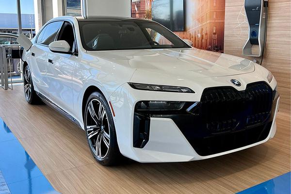 BMW i7 chạy điện đã về Việt Nam,sẵn sàng cạnh tranh với Mercedes- Benz EQS