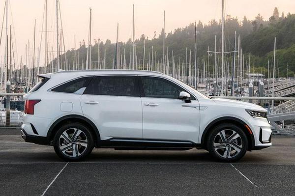 Top 10 mẫu SUV hybrid đáng sở hữu nhất thế giới