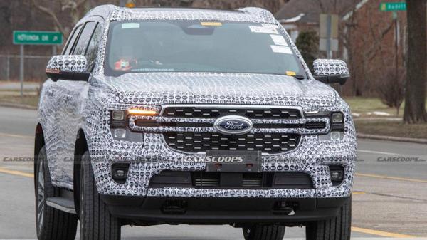 Phát hiện Ford Everest 2022 chạy thử nghiệm, ngày ra mắt cận kề