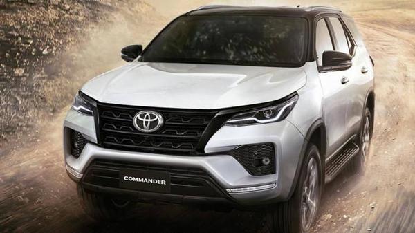 Toyota Fortuner 2022 phiên bản đặc biệt Commander ra mắt với giá khoảng 1,02 tỷ đồng