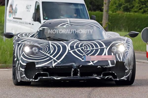 Hypercar Pagani C10 2023 thử nghiệm trên đường phố, sẽ ra mắt trong năm nay