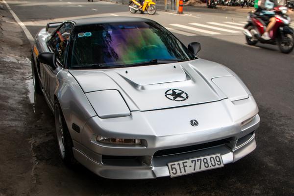 Acura NSX đời 1991 độc nhất Việt Nam "lột xác" với màu xám sang trọng