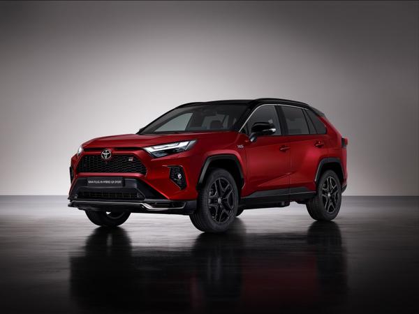 Toyota RAV4 bổ sung phiên bản GR Sport đầy thể thao