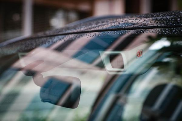 Subaru sẽ bổ sung thêm tính năng đỗ xe tự động