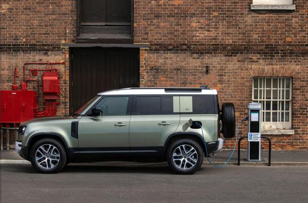 Jaguar Land Rover bắt đầu phục hồi sau khoản lỗ 861 triệu bảng vào năm 2020