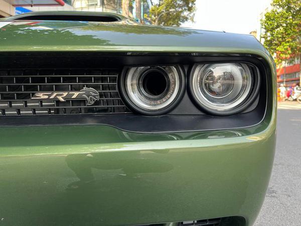 Ngắm Dodge Challenger Hellcat Redeye đầu tiên về Việt Nam của ông Đặng Lê Nguyên Vũ