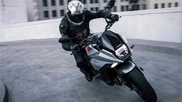 Ảnh Suzuki Katana 2021, công suất 147 mã lực