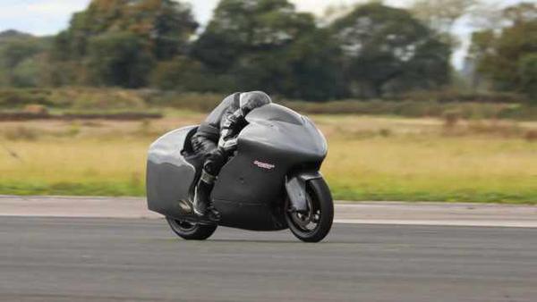Suzuki Hayabusa có thể chinh phục được vận tốc tối đa lên đến 482 km/h ?
