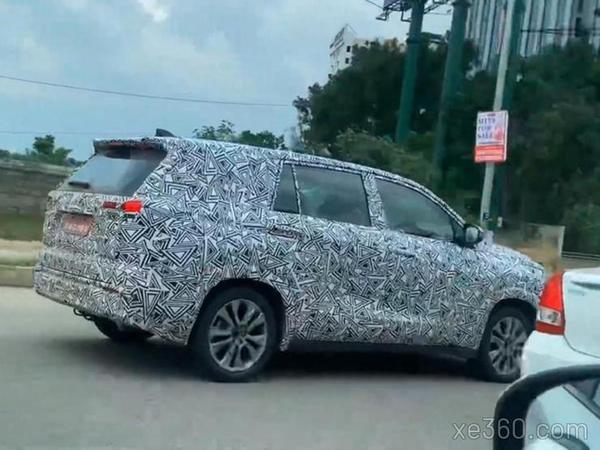 Toyota Innova thế hệ mới rò rỉ hình ảnh trước ngày ra mắt ?