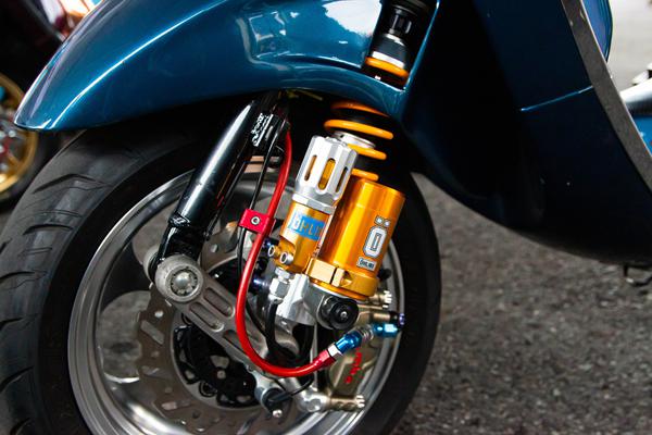 Chủ xe Vespa Sprint "chịu chơi" nâng cấp xe với chi phí 700 triệu đồng