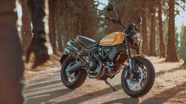 Ducati trình làng hai mẫu xe mới Scrambler Urban Motard và Scrambler 1100 Tributo Pro