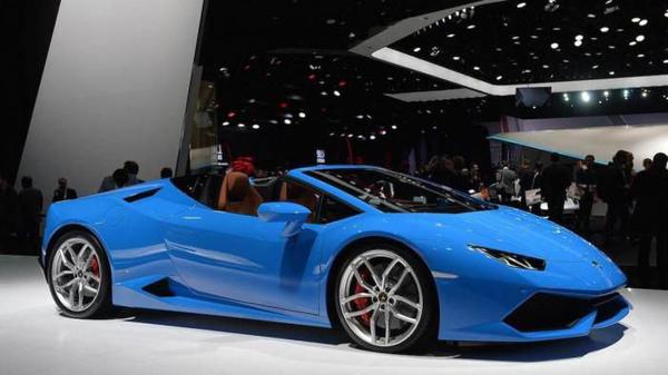 Hải quan tìm chủ xe Lamborghini Huracan bị "bỏ quên" ở cảng Đà Nẵng