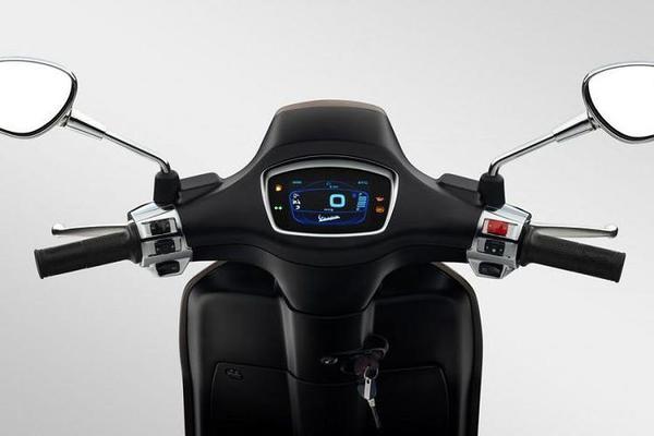 Vespa Sprint S ra mắt tại Việt Nam có khả năng kết nối với điện thoại thông minh