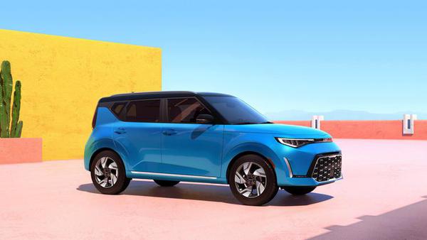 Kia Soul 2023 chính thức ra mắt với 5 phiên bản