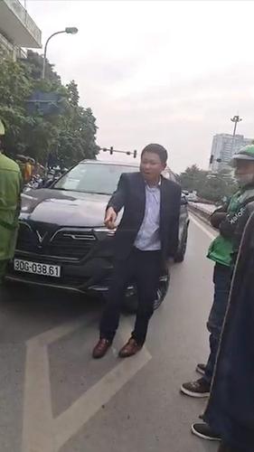 Tài xế ô tô say xỉn gây tai nạn không chịu nhận lỗi còn có ý định rời khỏi hiện trường