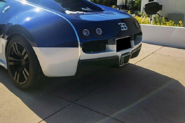 Chiếc Bugatti Veyron "hàng pha-ke" với giá chỉ 150.000 USD
