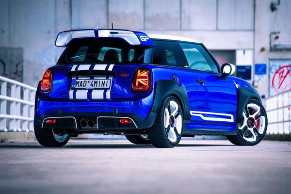 MINI Cooper John Cooper Works GP được nâng cấp mạnh 330 mã lực