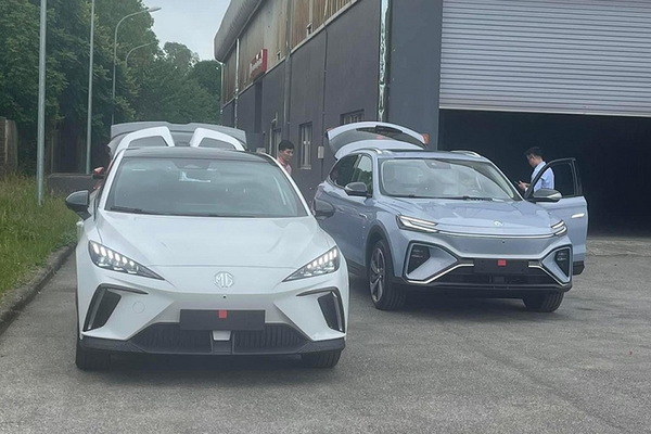 MG4 và Marvel R chạy điện giá rẻ đã về đại lý Việt Nam