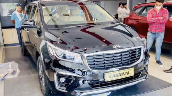 Kia Carnival ra mắt tại Ấn Độ với cấu hình 6 chỗ ngồi