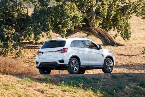 Mitsubishi Outlander Sport 2021 ra mắt với nhiều tinh chỉnh hấp dẫn cùng 6 phiên bản tùy chọn