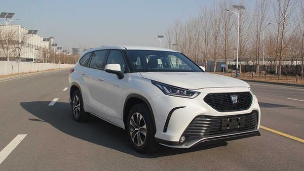 Toyota Crown mới sẽ là một chiếc SUV, sử dụng khung gầm của Highlander