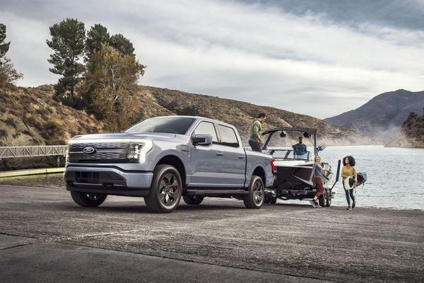 Ford tuyên bố đầu tư 50 tỷ USD cho mảng xe điện