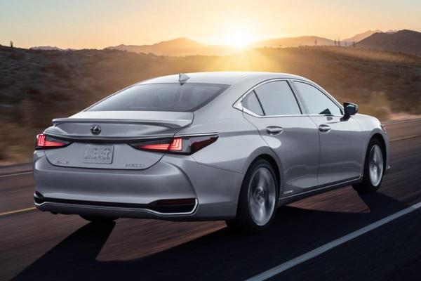 Lexus ES 2022 ra mắt tại Đông Nam Á, dự kiến về Việt Nam trong năm nay