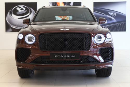 Siêu xe Bentley Bentayga 2021 chính hãng lần đầu có mặt tại Việt Nam, về tay chủ với giá 17 tỷ đồng