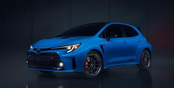 Toyota GR Corolla 2024 nóng bỏng Với màu xanh ngọn lửa mới