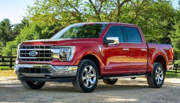 Ford triệu hồi hơn 600.000 xe bán tải, xe SUV vì lỗi cần gạt nước