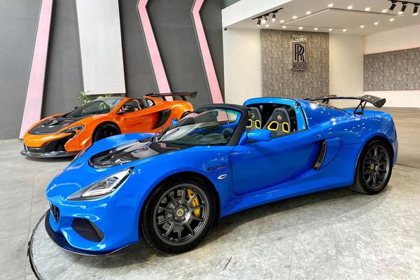 Chi tiết Lotus Exige Sport 420 Final Edition đầu tiên cập bến Việt Nam
