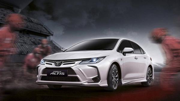 Toyota Corolla Altis với gói độ bodykit Nurburgring đầy năng động, thể thao