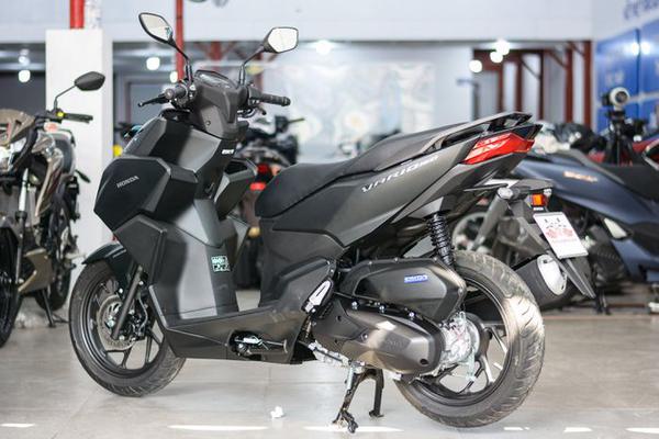 Lô xe Honda Vario 160 đầu tiên về Việt Nam với 2 phiên bản