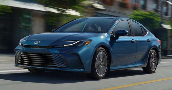 Các hãng xe điện điêu đứng nhìn Toyota bán ra hơn 10 triệu xe trong năm 2024