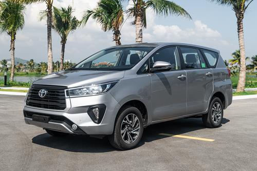 Mitsubishi Xpander với 10 tháng dẫn đầu doanh số bán ra gấp 3 lần Innova