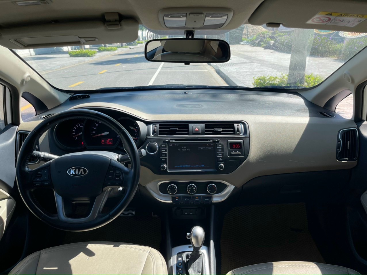 Cần bán kia Rio đăng ký 2017