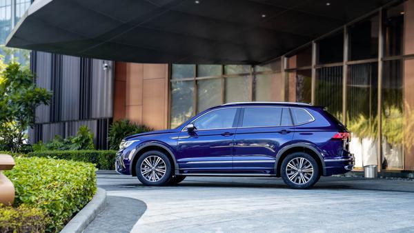 Ra mắt Tiguan Platinum - giá gây choáng