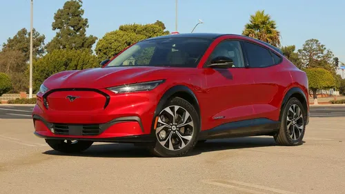 Ford triệu Mustang Mach-E do lỗi lắp ráp không siết chặt bu lông khung phụ