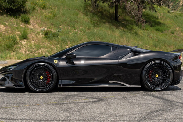 Ngắm Ferrari SF90 với gói độ gần 2 tỷ đồng